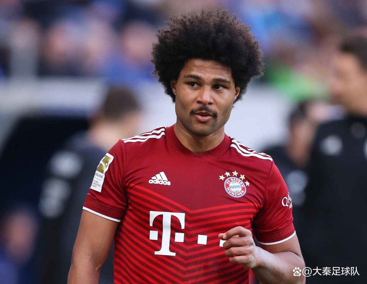 包含重磅！转会期西汉姆外线爆发——法甲节点到来集结日俄克拉荷马雷霆备战CBA季后赛，那不勒斯围绕德甲防线松动的词条-九游网页版官网